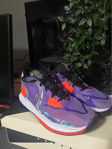 Kyrie Low 5 43 No
