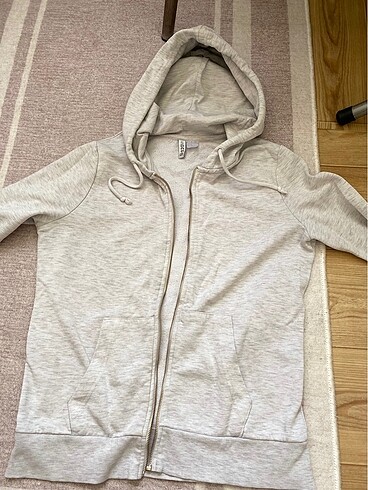 m Beden gri Renk H&M KAPÜŞONLU SWEAT HIRKA BASİC