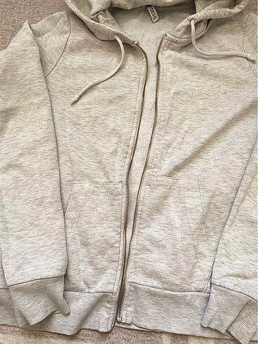 m Beden H&M KAPÜŞONLU SWEAT HIRKA BASİC