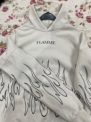 m Beden sweatshirt