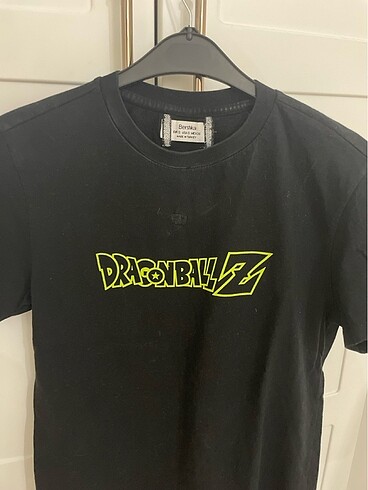 Bershka siyah baskılı tişört
