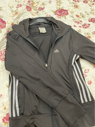 m Beden adidas ceket