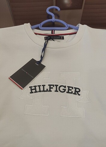 Tommy Sweatshirt