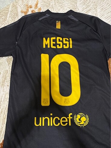 s Beden Barcelona Messi Forma