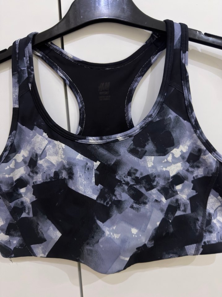 Gri Batik Desenli Kısa Spor Sütyeni - Görsel 2