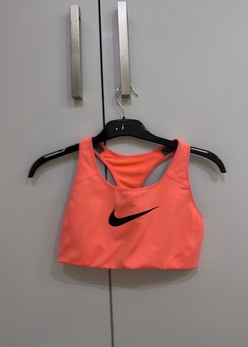 Nike m