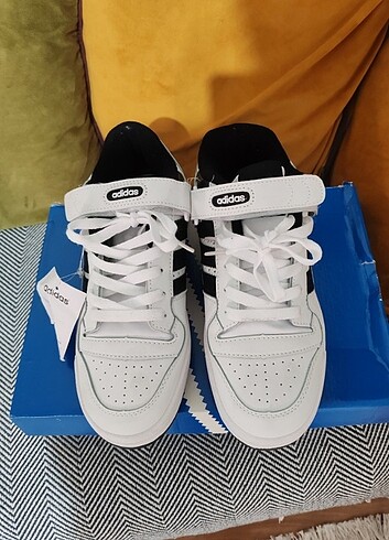 Adidas forum spor ayakkabı