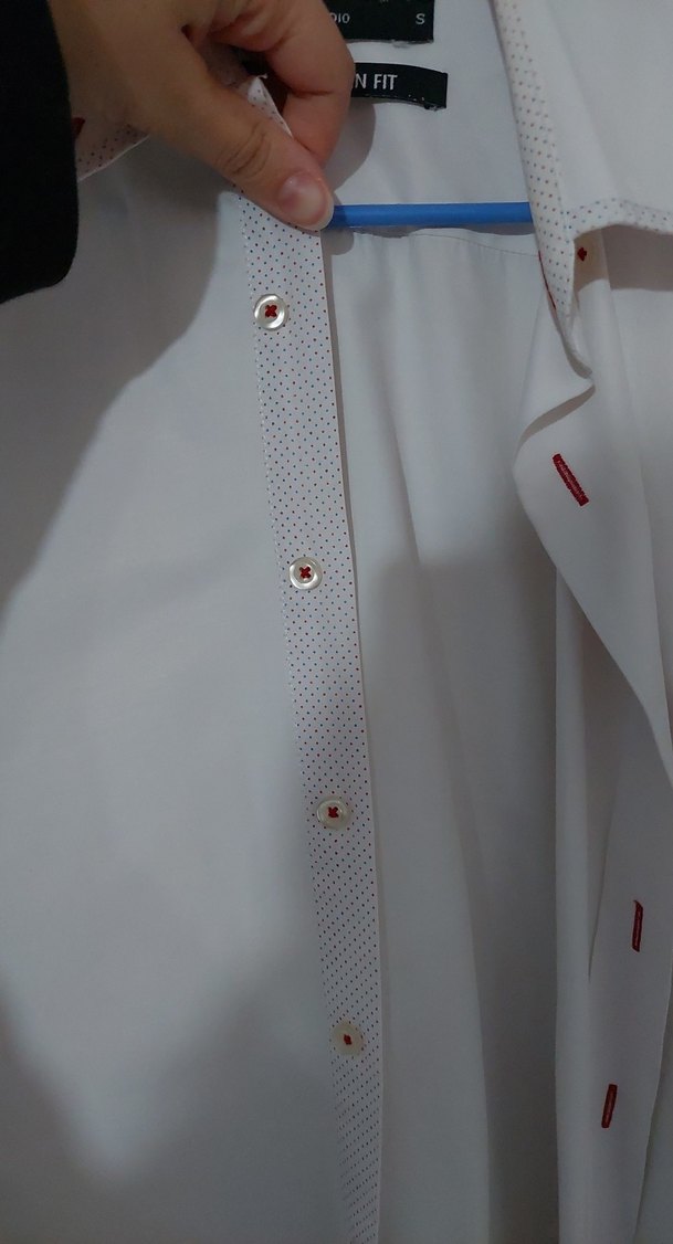 Beyaz Düğmeli Erkek Gömlek - Görsel 4