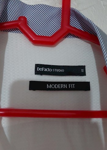 Düğmeli Pamuklu Beyaz Erkek Gömlek - Görsel 2