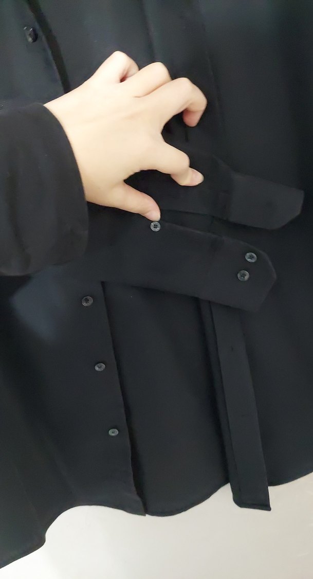 Siyah Düğmeli Erkek Gömlek - Görsel 3