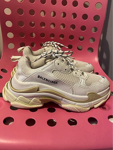 Balenciaga Triple S Spor Ayakkabı