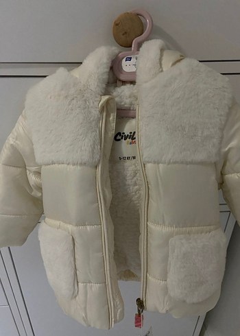 Kız Çocuk Beyaz Kürk Detaylı Mont - Görsel 2