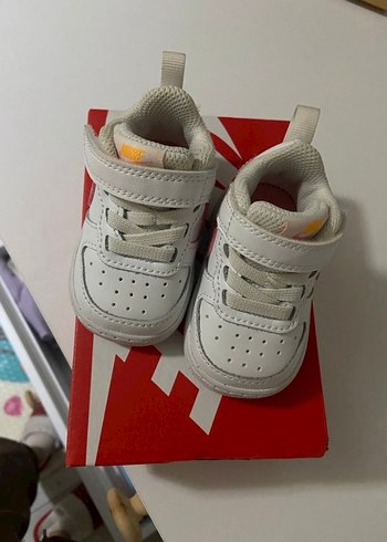 Beyaz Pembe Nike kiz Çocuk Spor Ayakkabı - Görsel 2