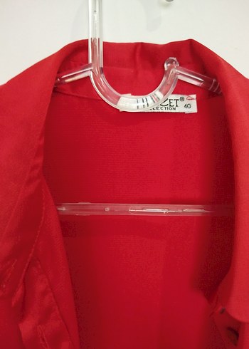 Kırmızı Parlak Saten Düğmeli Kadın Gömlek - Görsel 4