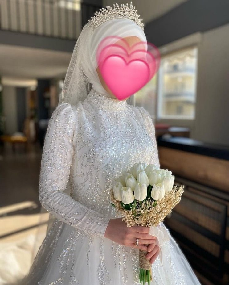 Uzun Kollu Yüksek Yakalı Prenses Gelinlik - Görsel 2