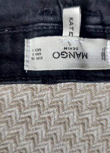 38 Beden Mango siyah strech yırtık jeans