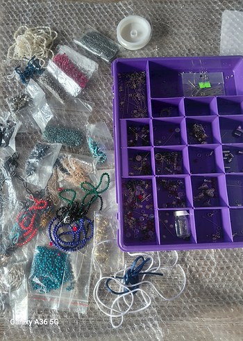 Mor Çok Bölmeli Takı Kutusu ve malzemeleri - Görsel 2