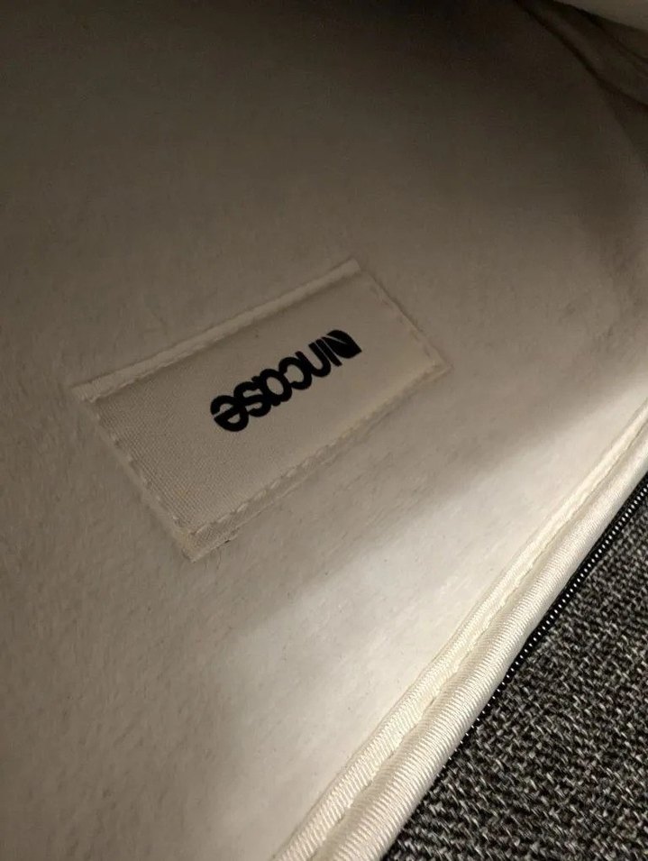 Incase Macbook sleeve kılıf - Görsel 2