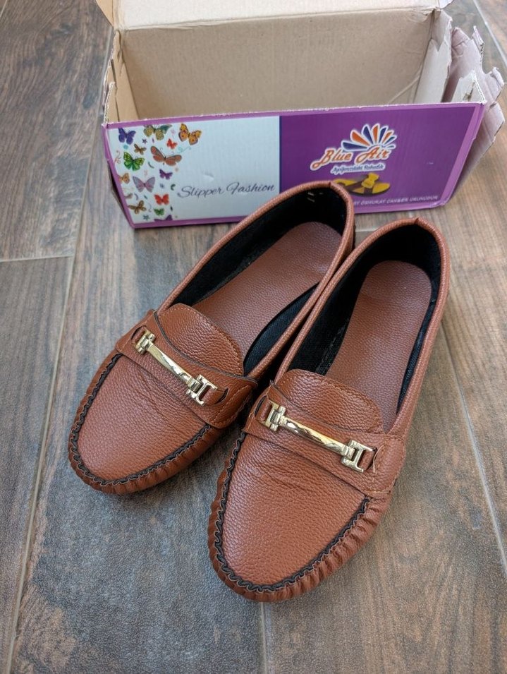 Kadın babet taba zincir tokalı hafif rahat taban - Görsel 3