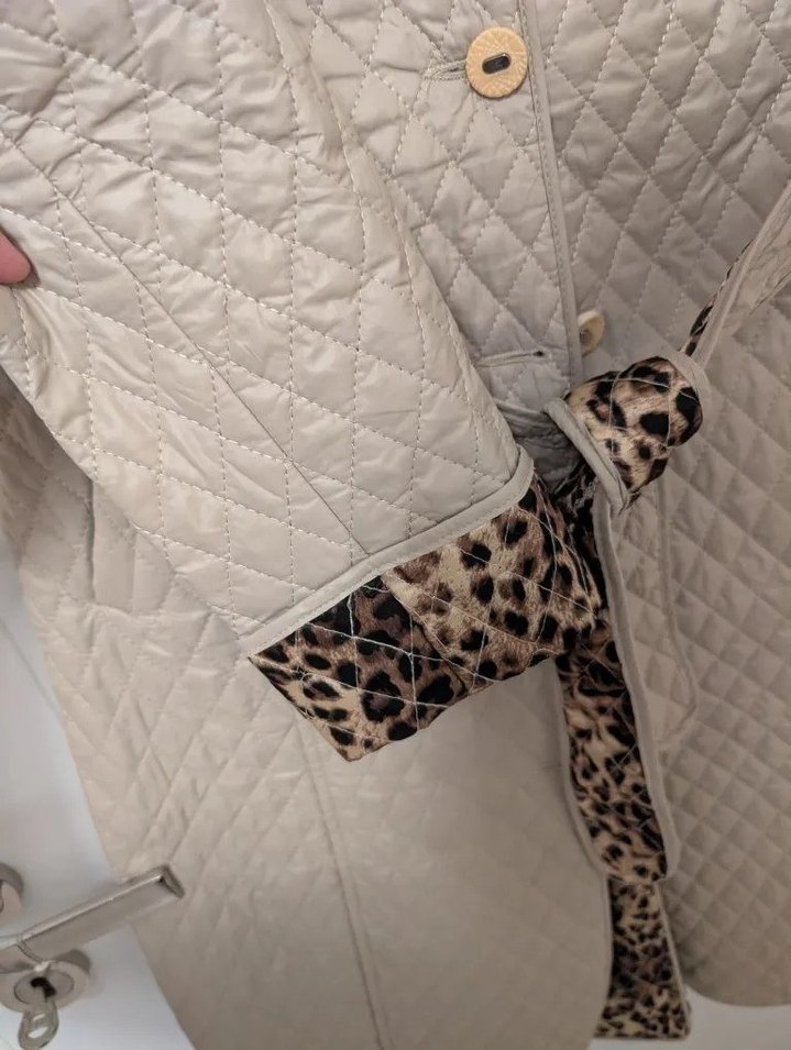 Leopar Desenli Kadın Bej Uzun Ceket - Görsel 3