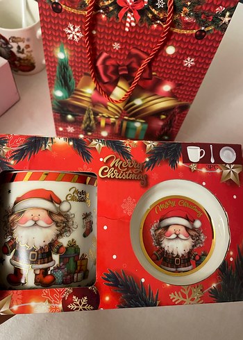 Noel Temalı Kırmızı Kahve Fincanı Seti - Görsel 2