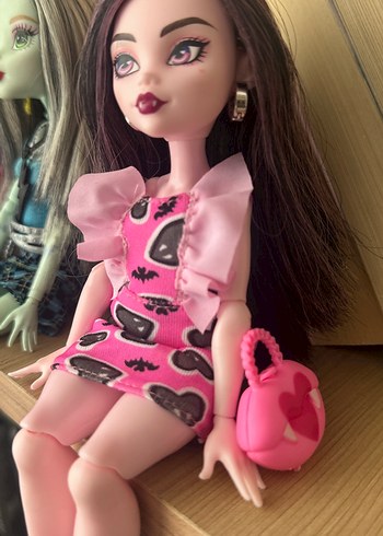 Beden Renk Monster high draculara