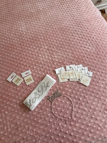 Bride to Be Set