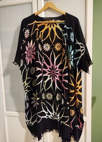 Çiçek Desenli Bohem Midi Kimono