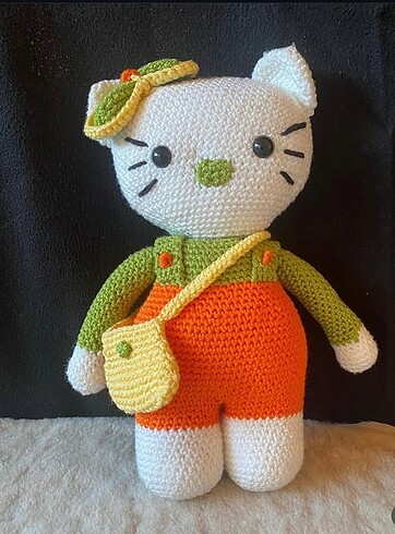 El örmesi amigurumi Hello Kitty