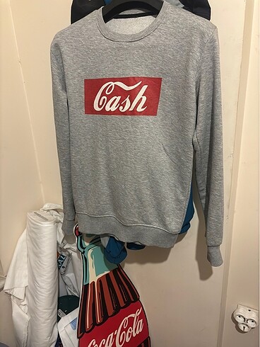 sweatshirt (coca cola cash yazılı)