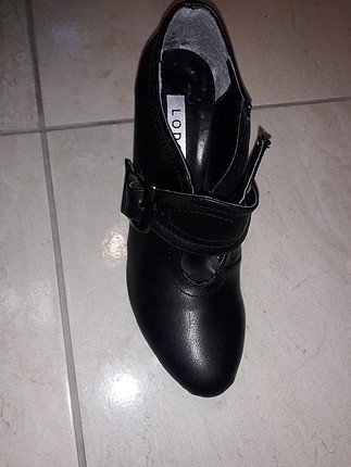37 Beden siyah Renk temiz ayakkabı 
