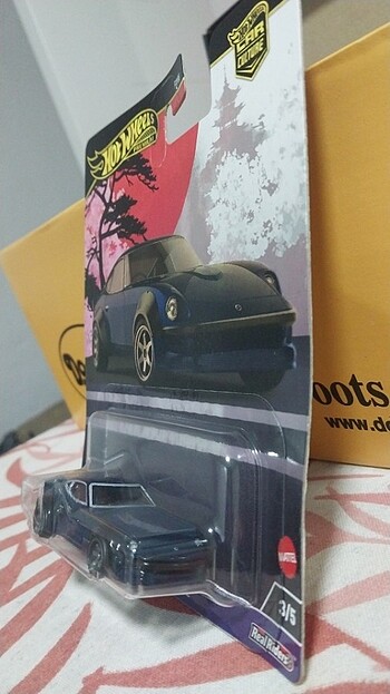  Hot Wheels Premıun Datsun
