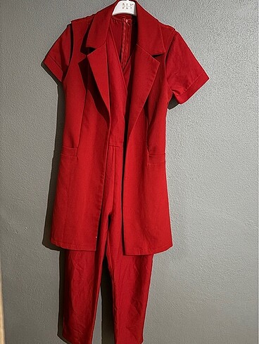 kalsuz blazer tulum takımı