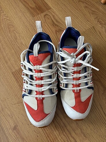 Nike spor ayakkabı