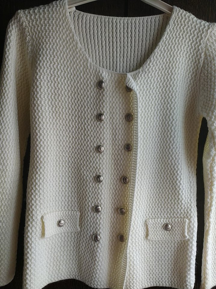 Düğmeli Beyaz Örgü Kadın Hırka - Görsel 3