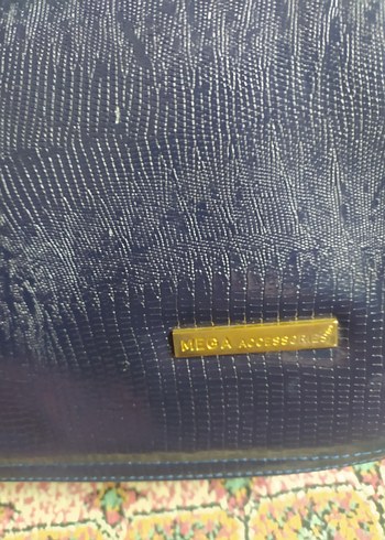 Mavi Parlak Deri Vintage Kadın Çantası - Görsel 2