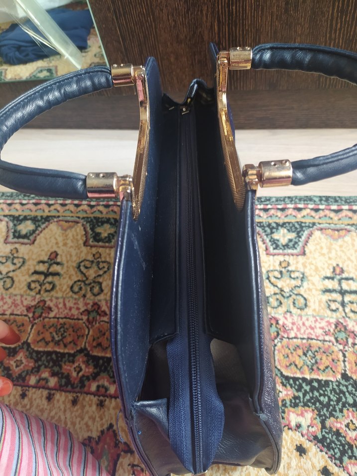 Mavi Parlak Deri Vintage Kadın Çantası - Görsel 3