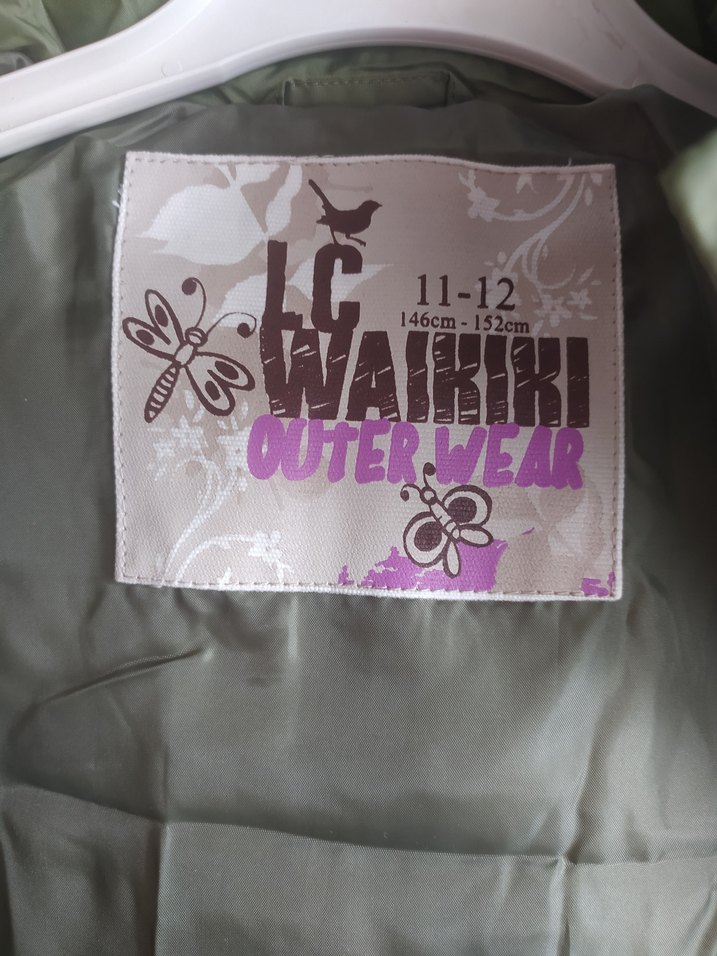 kız çoçuğu  Uzun Yeşil Düğmeli Kış Montu - Görsel 2