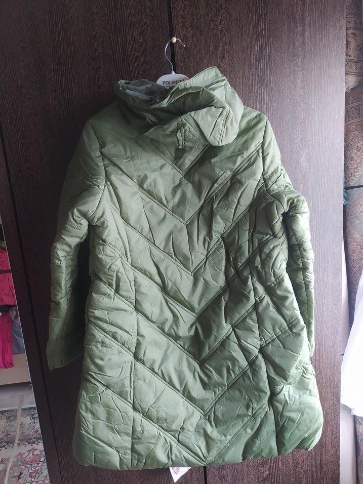 kız çoçuğu  Uzun Yeşil Düğmeli Kış Montu - Görsel 3