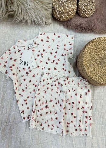 ZARA KAŞKORSE ŞORTLU TAKIM