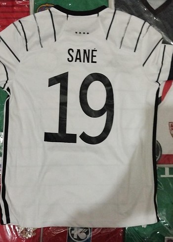 Erkek Beyaz Siyah Çizgili Kısa Kollu Forma - Görsel 2