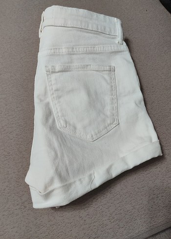 Beyaz Mini Kadın Denim kot Şort - Görsel 3
