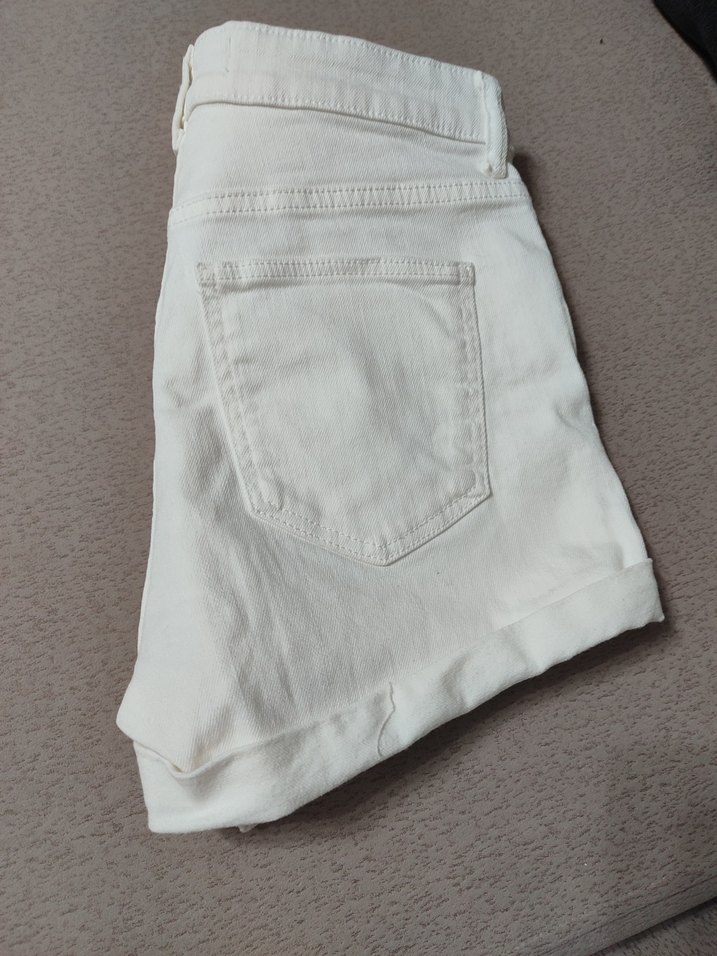 Beyaz Mini Kadın Denim kot Şort - Görsel 3