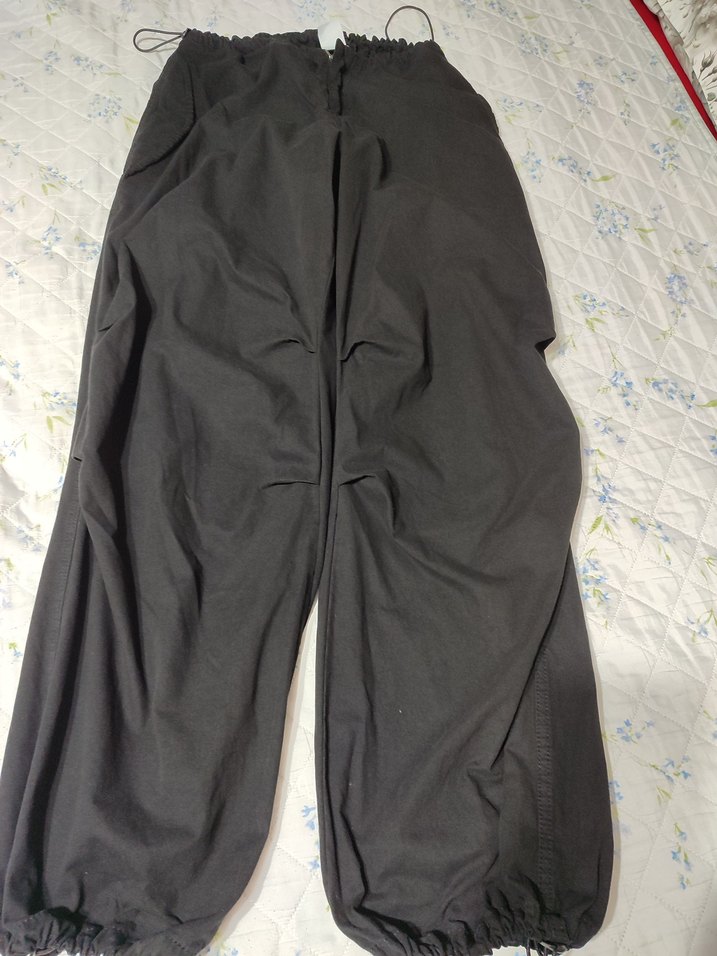 Siyah Kadın Salaş Kumaş Pantolon - Görsel 2