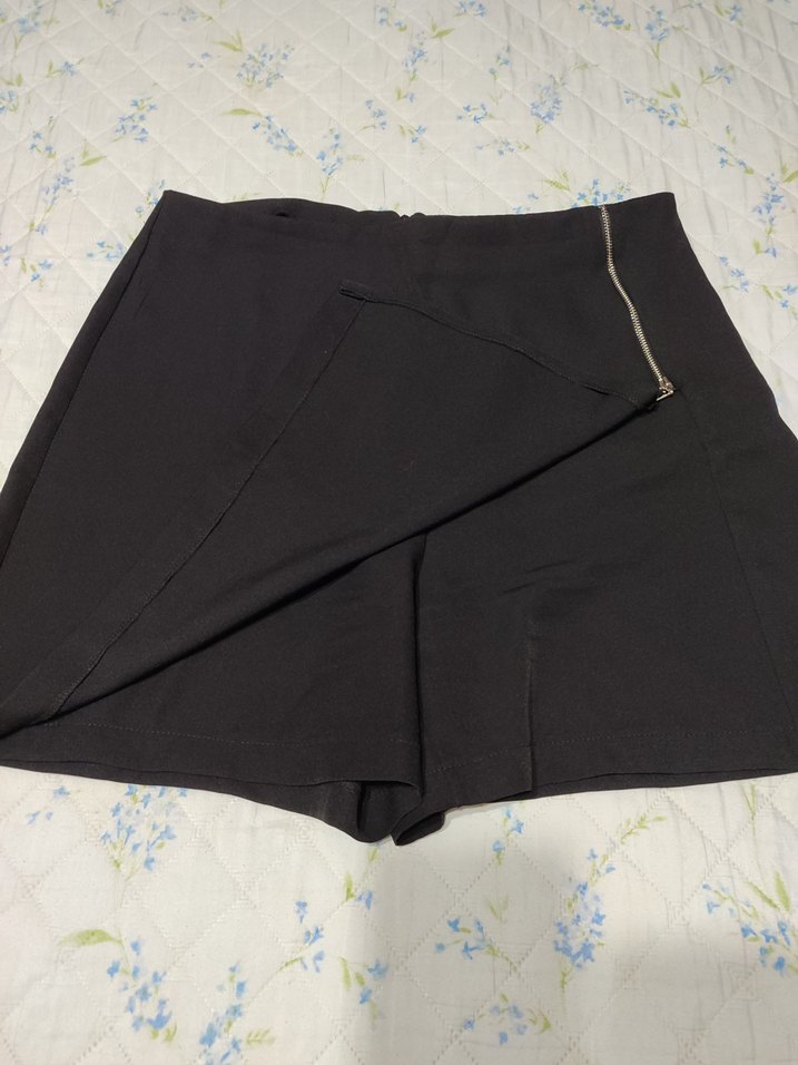 Siyah Fermuarlı Mini Etek şort - Görsel 2