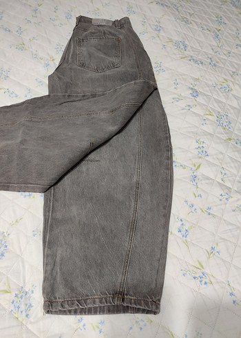 Gri Bol Kesim Kadın Kot Pantolon - Görsel 2