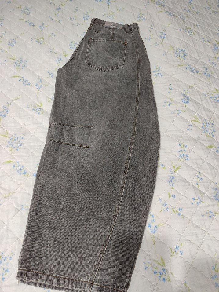 Gri Bol Kesim Kadın Kot Pantolon - Görsel 3