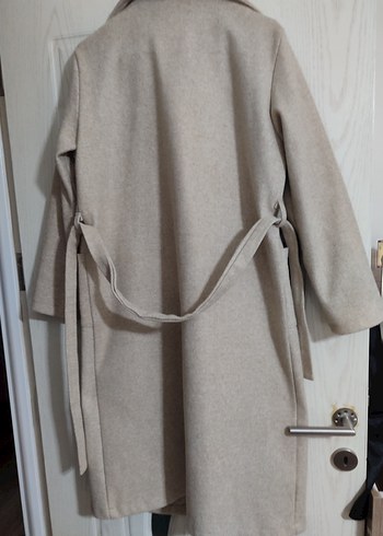 Bej Uzun Kemerli Kadın Kaban - Görsel 3