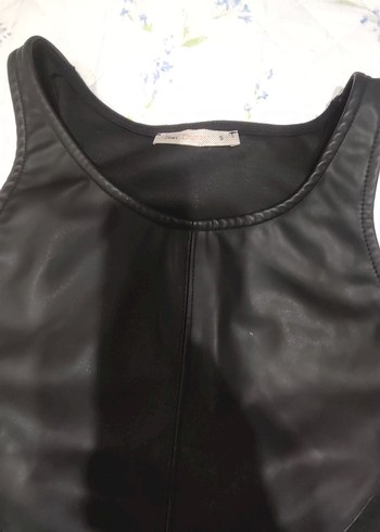 Kolsuz Mini Deri takım etek - Görsel 3