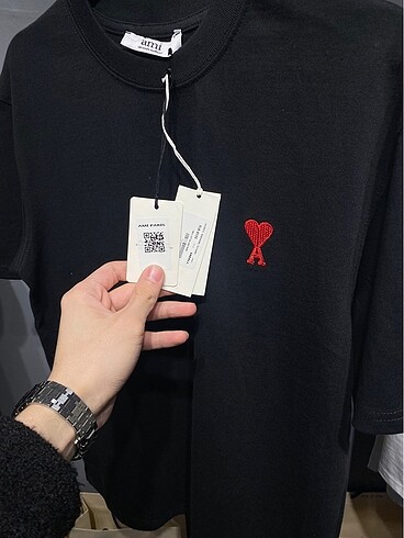l Beden Ami Paris Tshirt